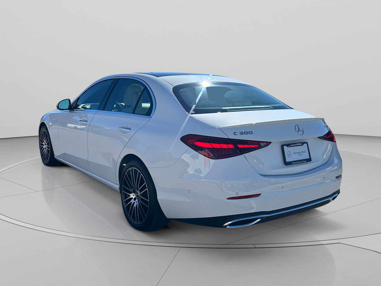 Certified 2025 Mercedes-Benz C 300 4MATIC Sedan image 3