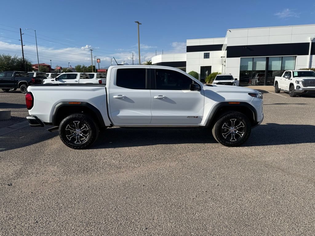 Used 2025 GMC Canyon AT4 w/ Technology Plus Package AWD/4WD image 4