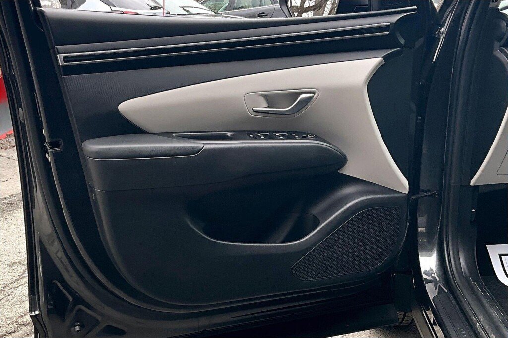 Used 2023 Hyundai Tucson SEL image 12