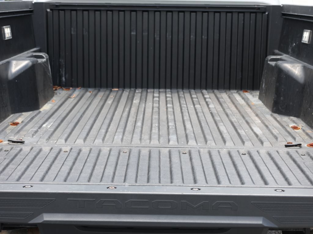 Used 2025 Toyota Tacoma SR w/ SR Upgrade Package RWD image 8