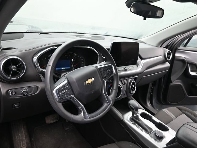 Used 2025 Chevrolet Blazer LT image 13