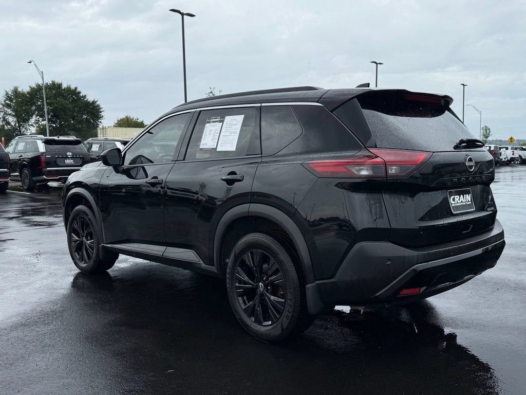 Used 2023 Nissan Rogue SV w/ SV Premium B Package FWD image 7
