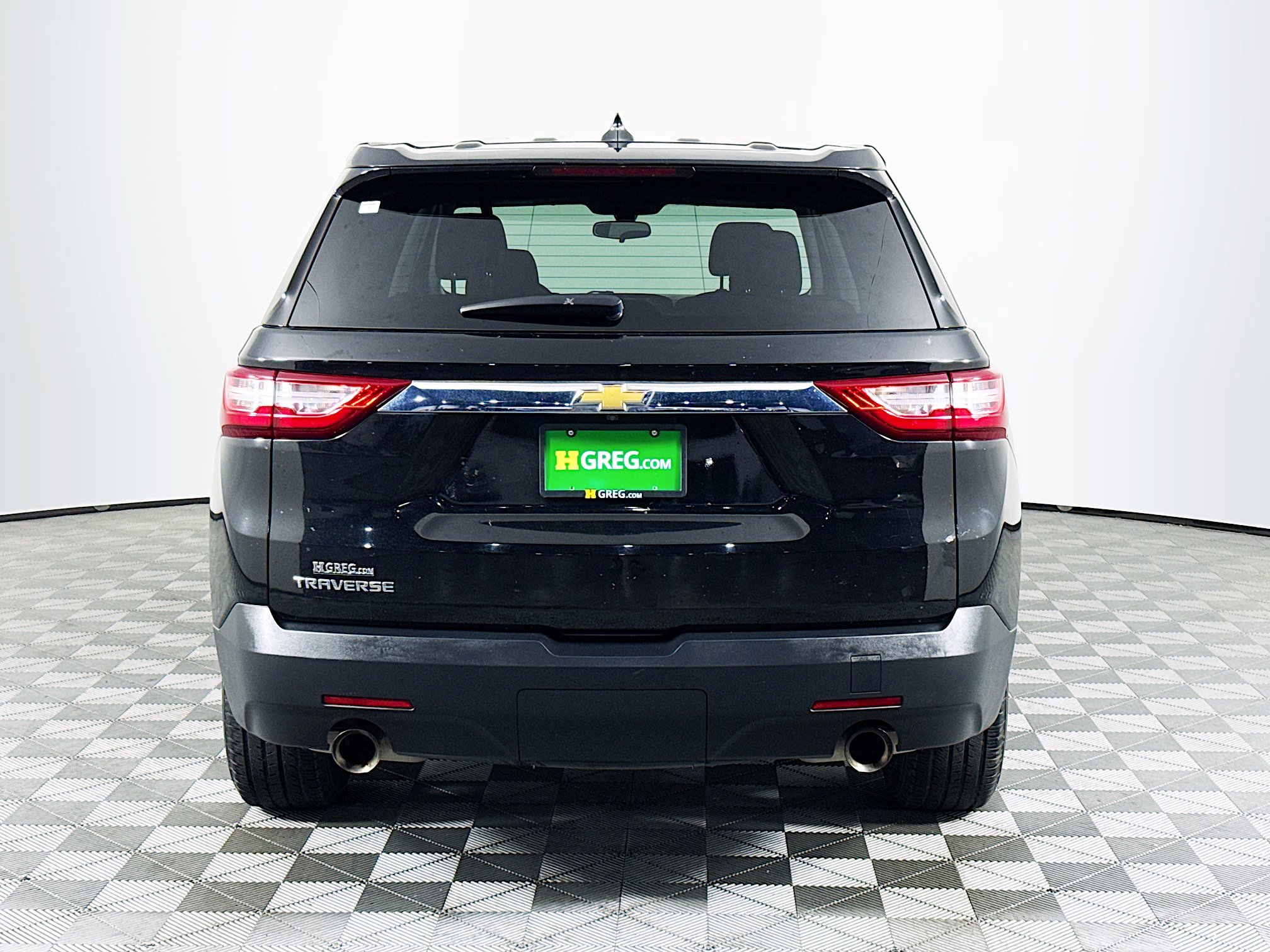 Used 2018 Chevrolet Traverse LS FWD image 8