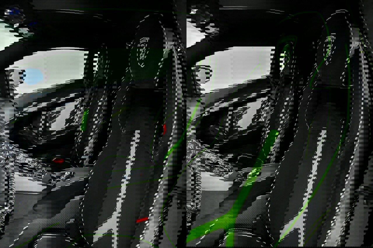 Used 2019 Lamborghini Aventador SVJ image 26