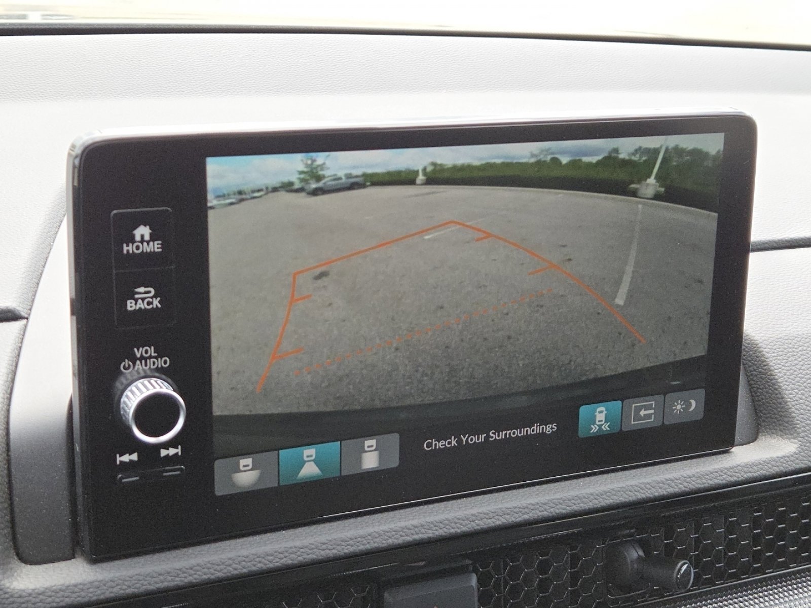 Used 2025 Honda CR-V EX-L image 8