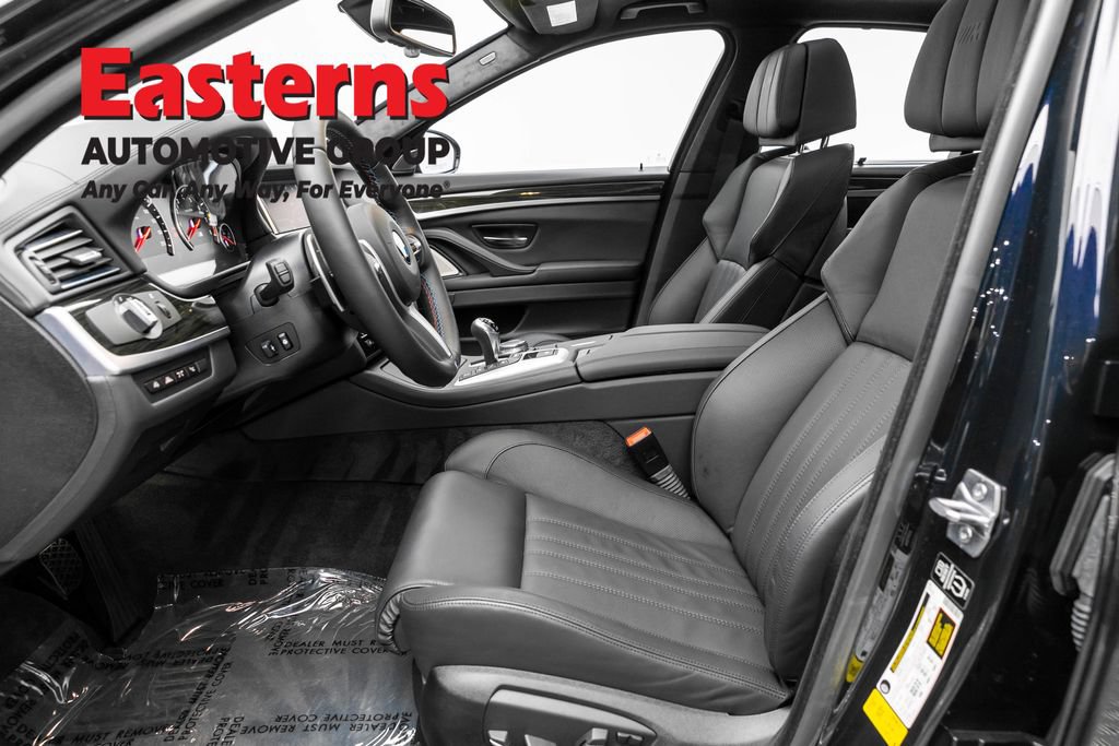 Used 2015 BMW M5 RWD image 63