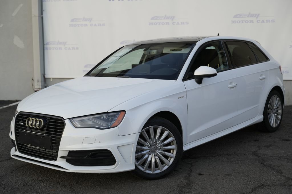Used 2016 Audi A3 e-tron Premium Plus image 2