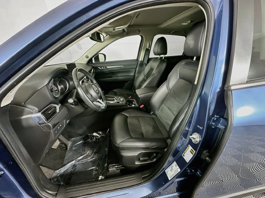 Used 2020 MAZDA CX-5 Touring AWD/4WD image 29
