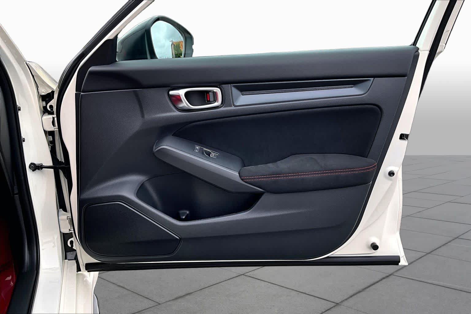 Used 2025 Honda Civic Type R image 23