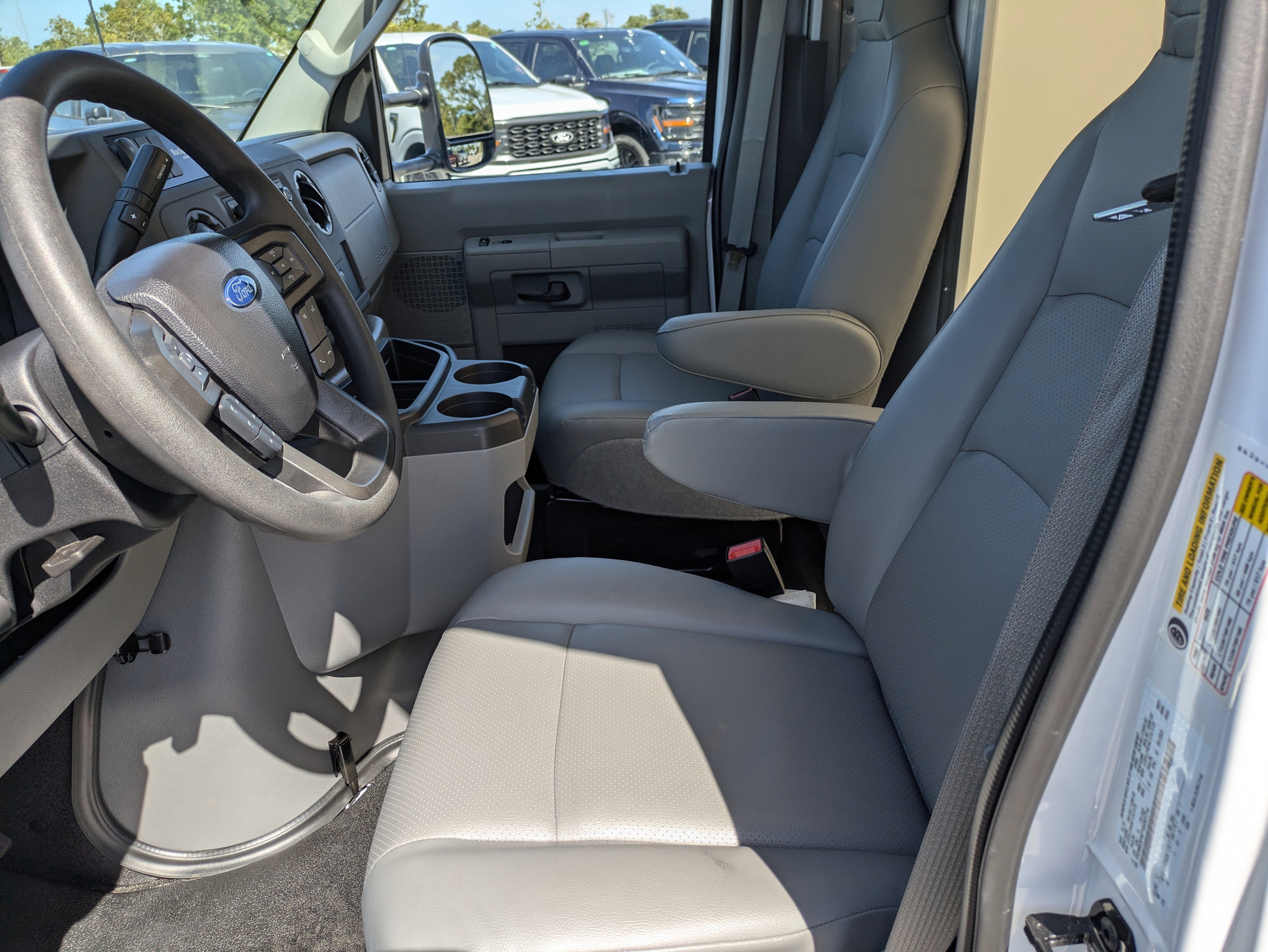 New 2026 Ford E-350 and Econoline 350 Super Duty w/ Power Equipment Group image 23