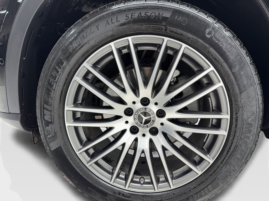 Used 2024 Mercedes-Benz GLC 300 4MATIC image 50