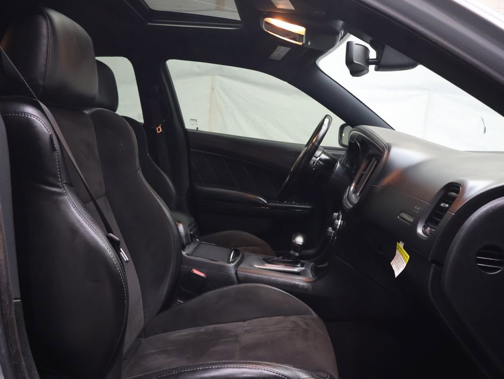 Used 2022 Dodge Charger R/T w/ Plus Group image 9