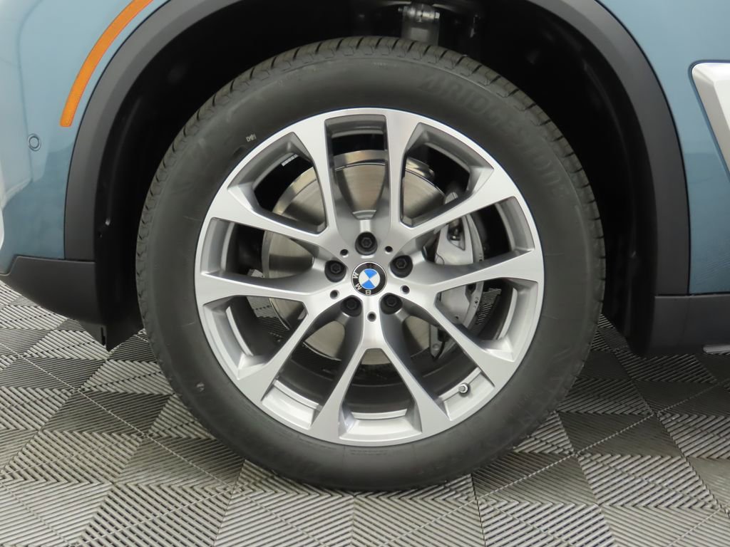 Used 2026 BMW X5 xDrive40i w/ Premium Package AWD/4WD image 33