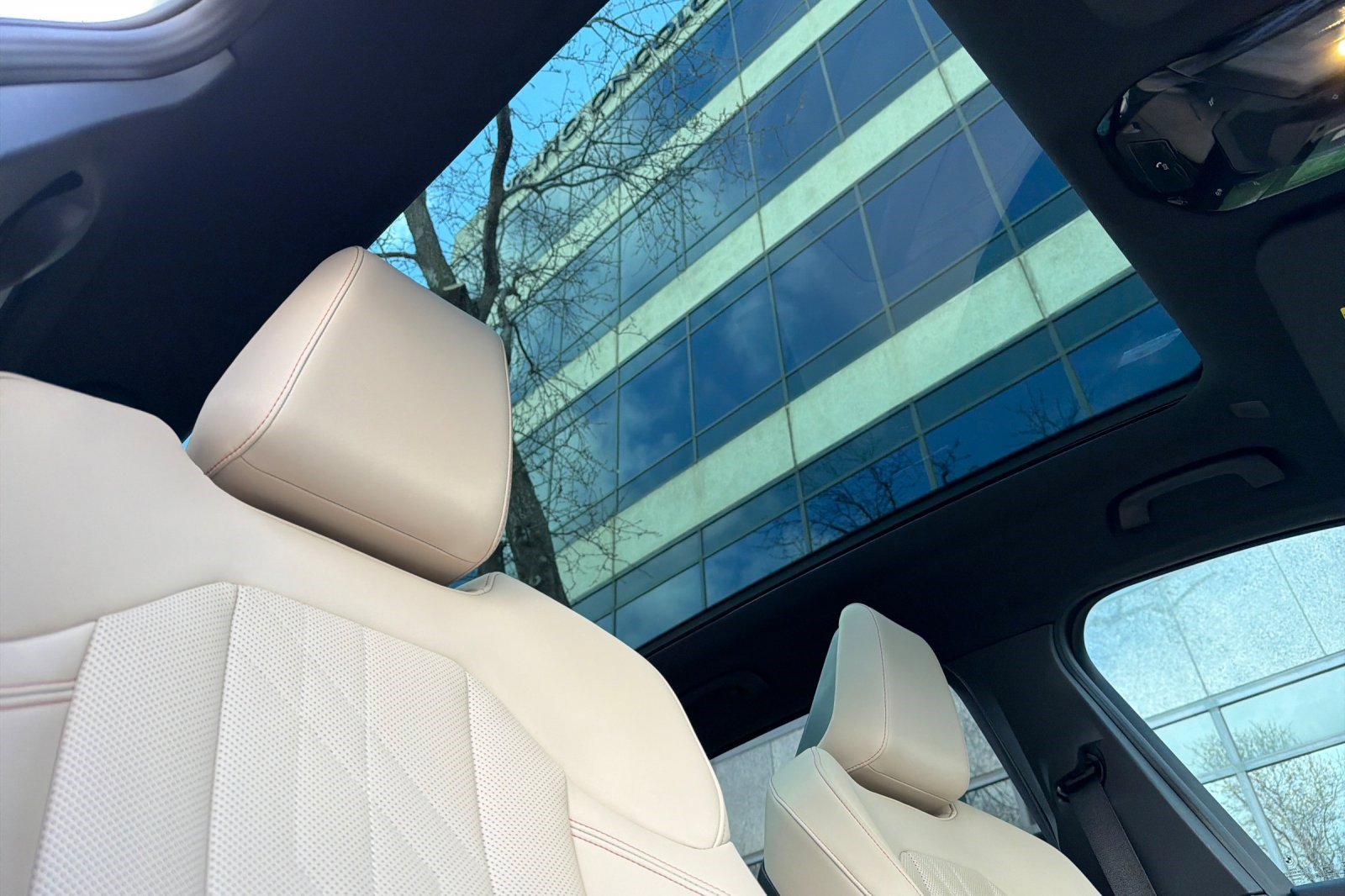 Used 2025 BMW X3 xDrive30i w/ Convenience Package image 20