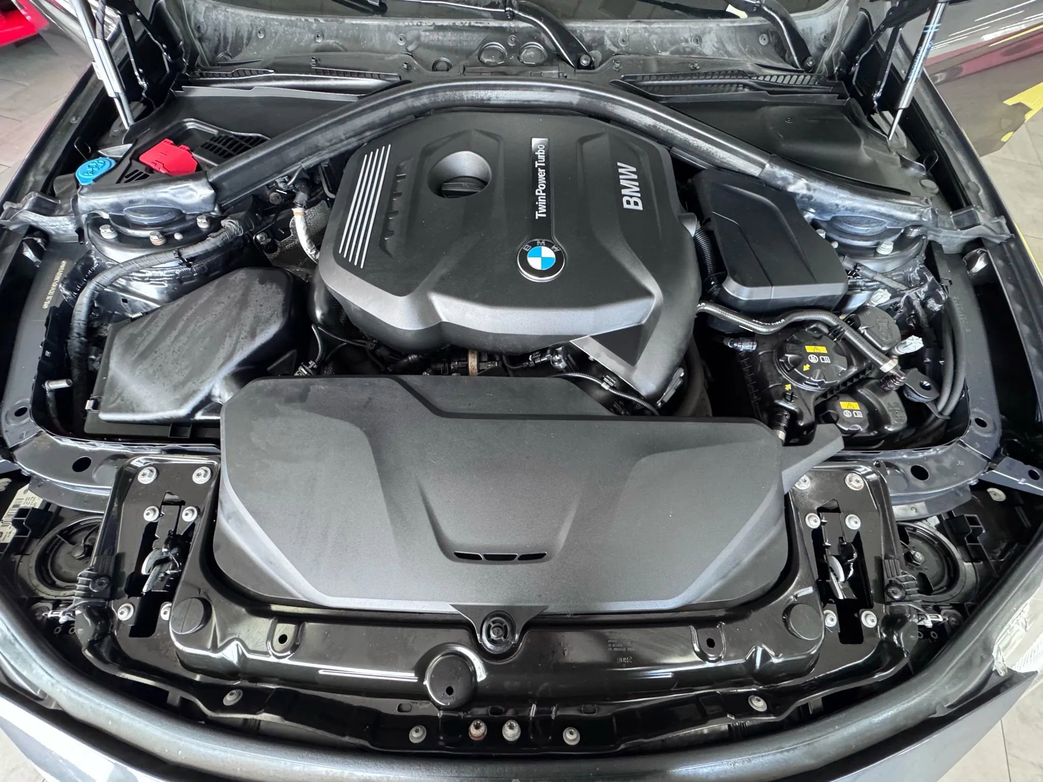 Used 2017 BMW 330i xDrive Sedan image 34