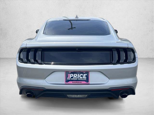 Used 2020 Ford Mustang Coupe RWD image 6