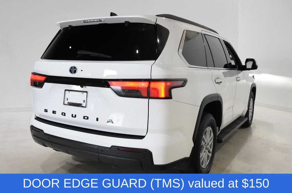 Used 2023 Toyota Sequoia SR5 AWD/4WD image 4