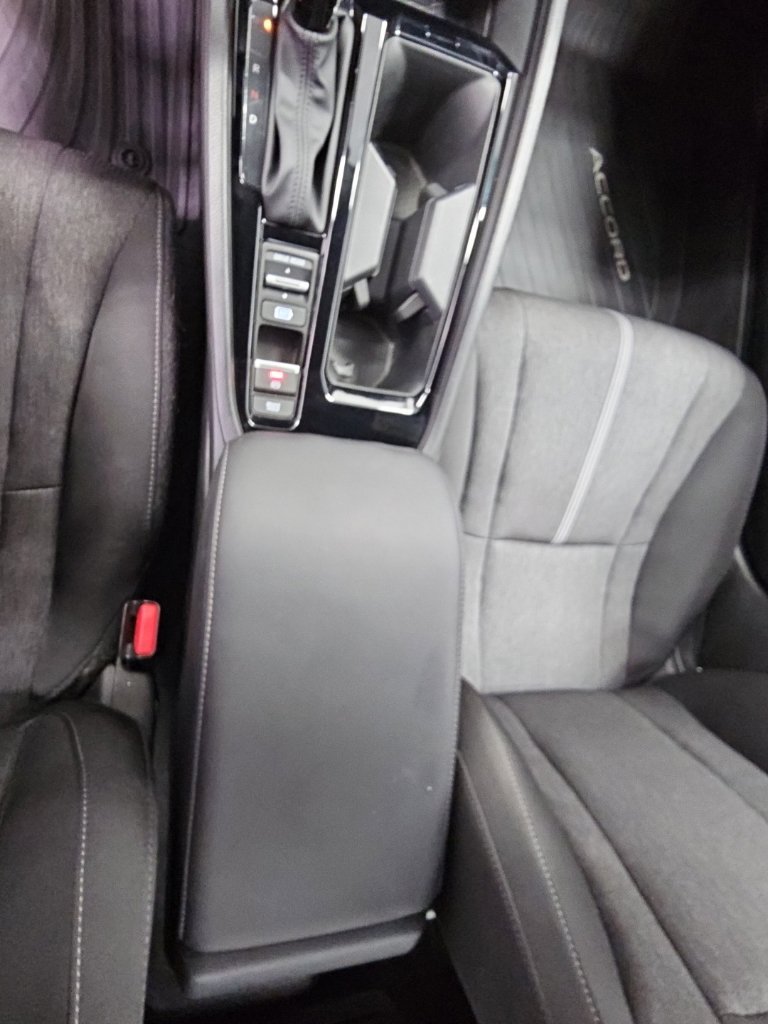 Used 2025 Honda Accord Sport image 22