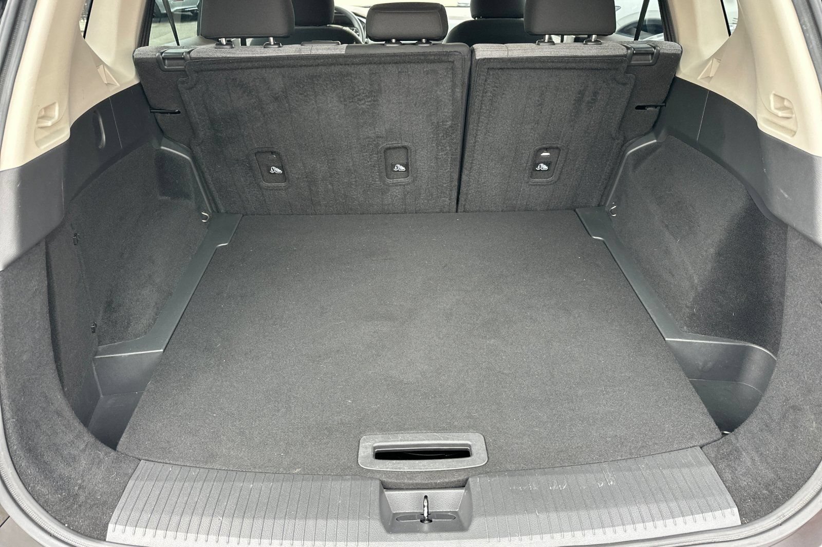 Used 2023 Nissan Rogue SV FWD image 19