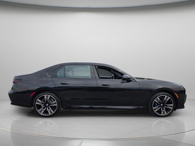 Used 2023 BMW 740i RWD image 4