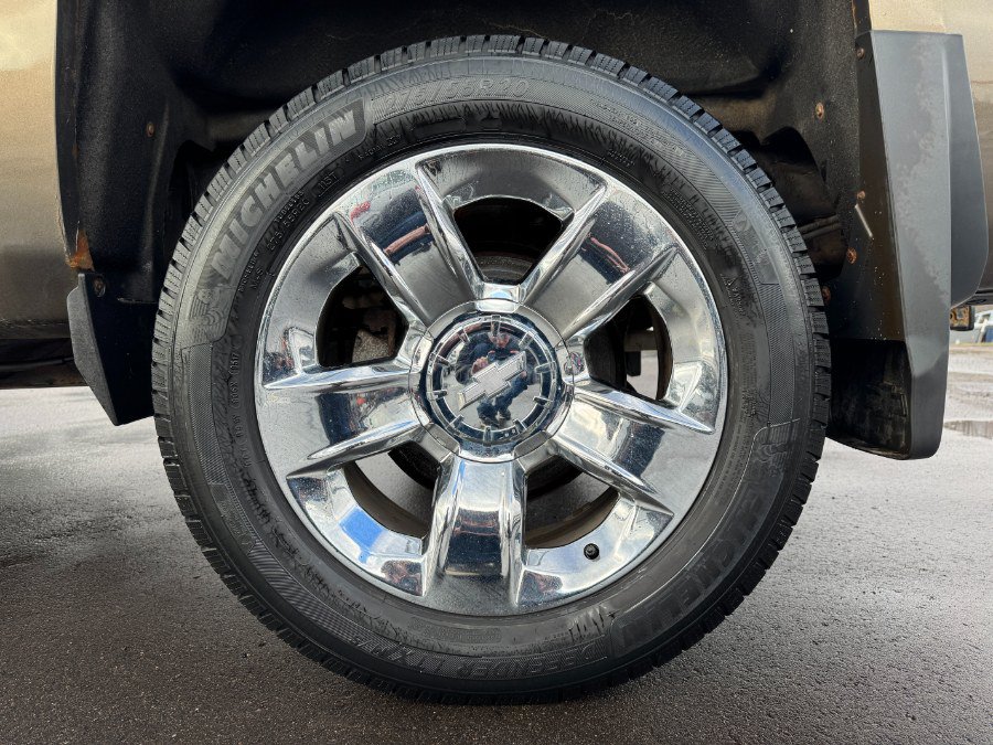 Used 2014 Chevrolet Silverado 1500 LTZ AWD/4WD image 13