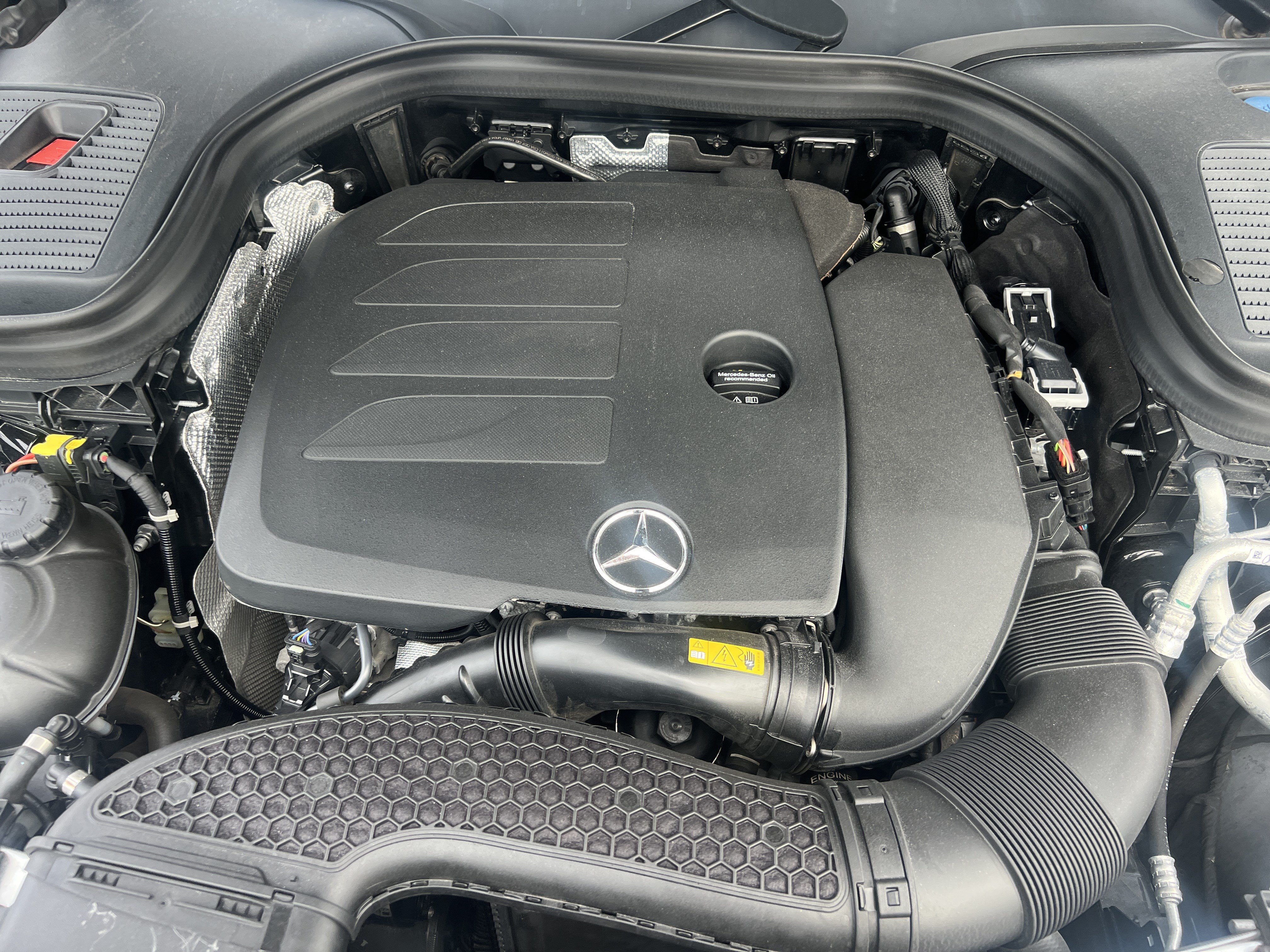 Certified 2022 Mercedes-Benz GLC 300 4MATIC image 36