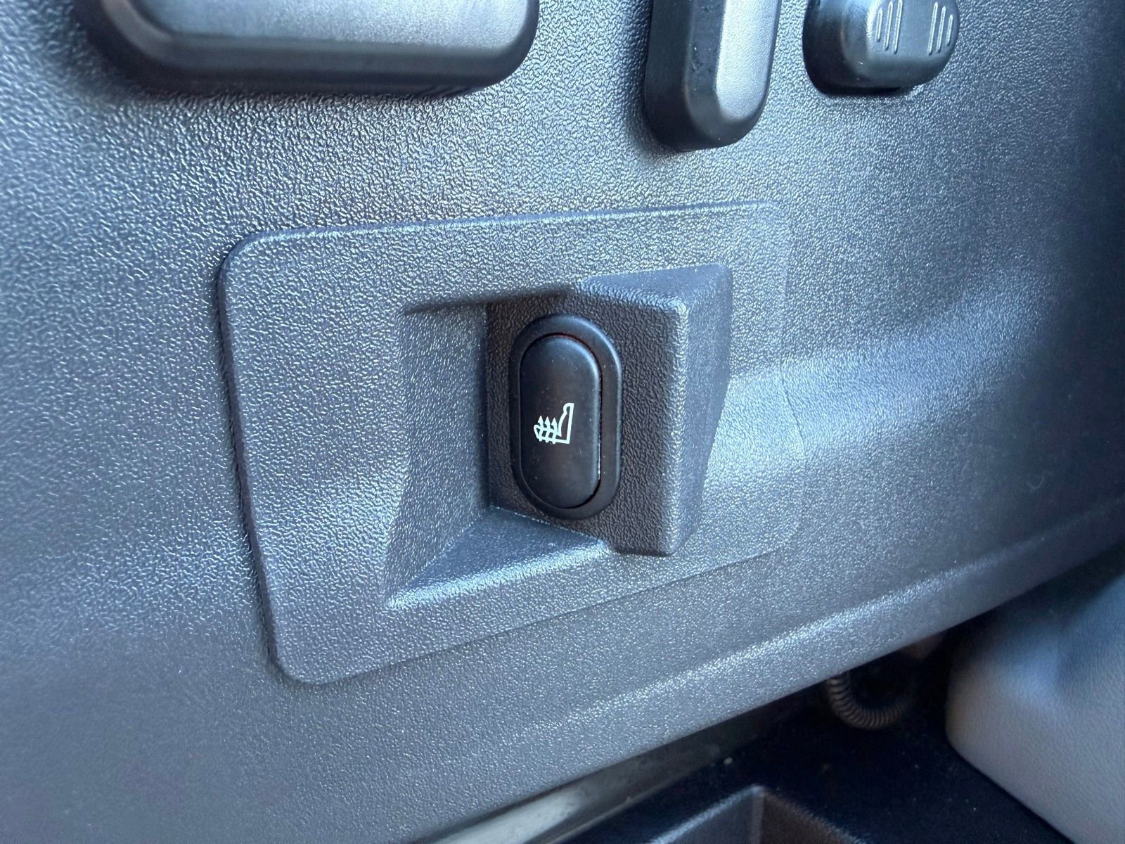 Used 2018 Ford Transit 150 XLT RWD image 17