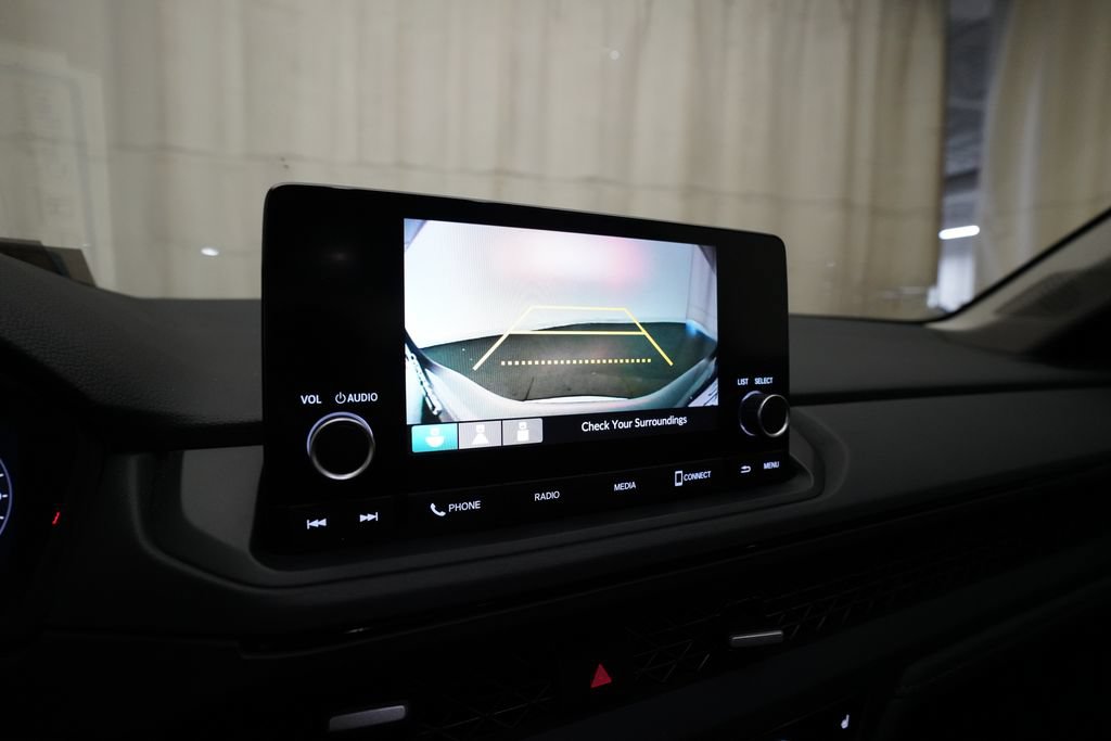 Certified 2023 Honda Accord EX image 19