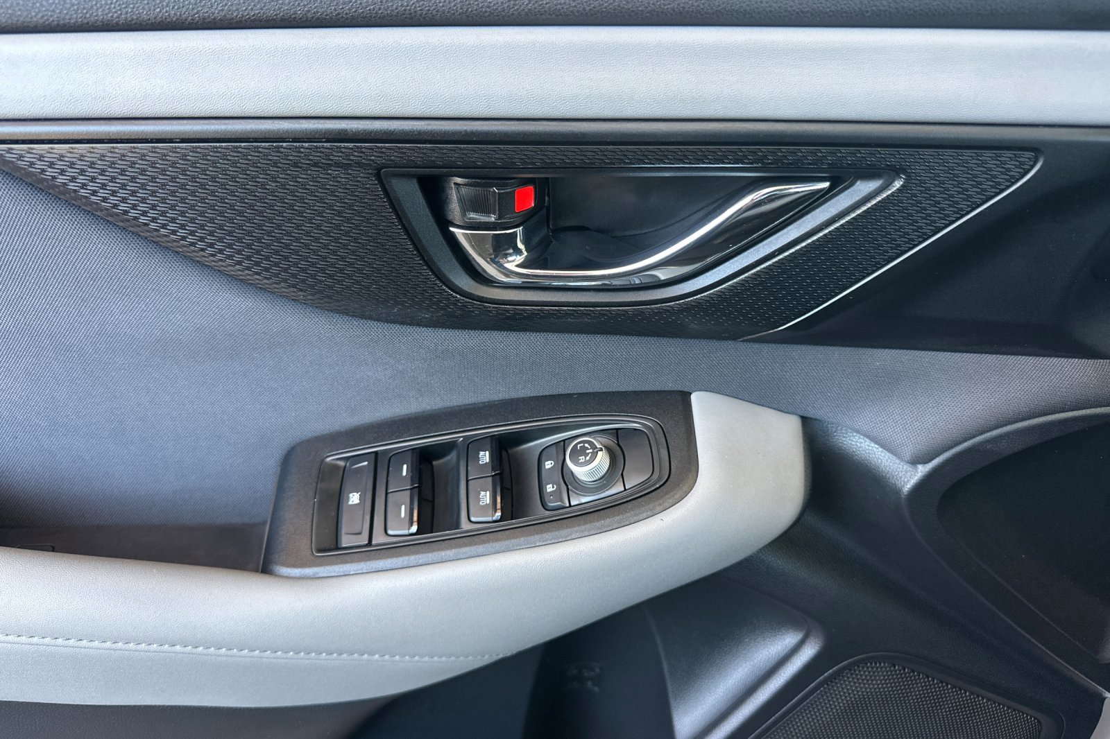 Used 2022 Subaru Outback Premium image 11