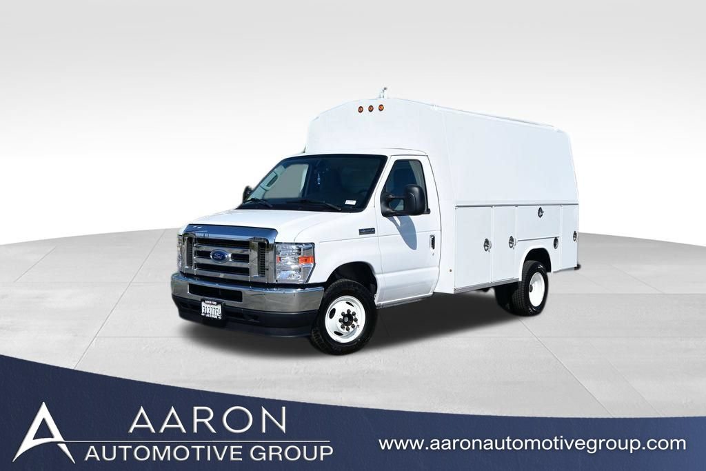 Used 2023 Ford E-350 and Econoline 350 Super Duty w/ Power Windows & Locks Group RWD image 1