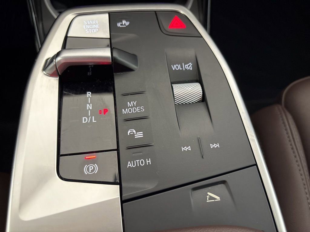 Certified 2025 BMW X1 xDrive28i w/ Convenience Package image 14