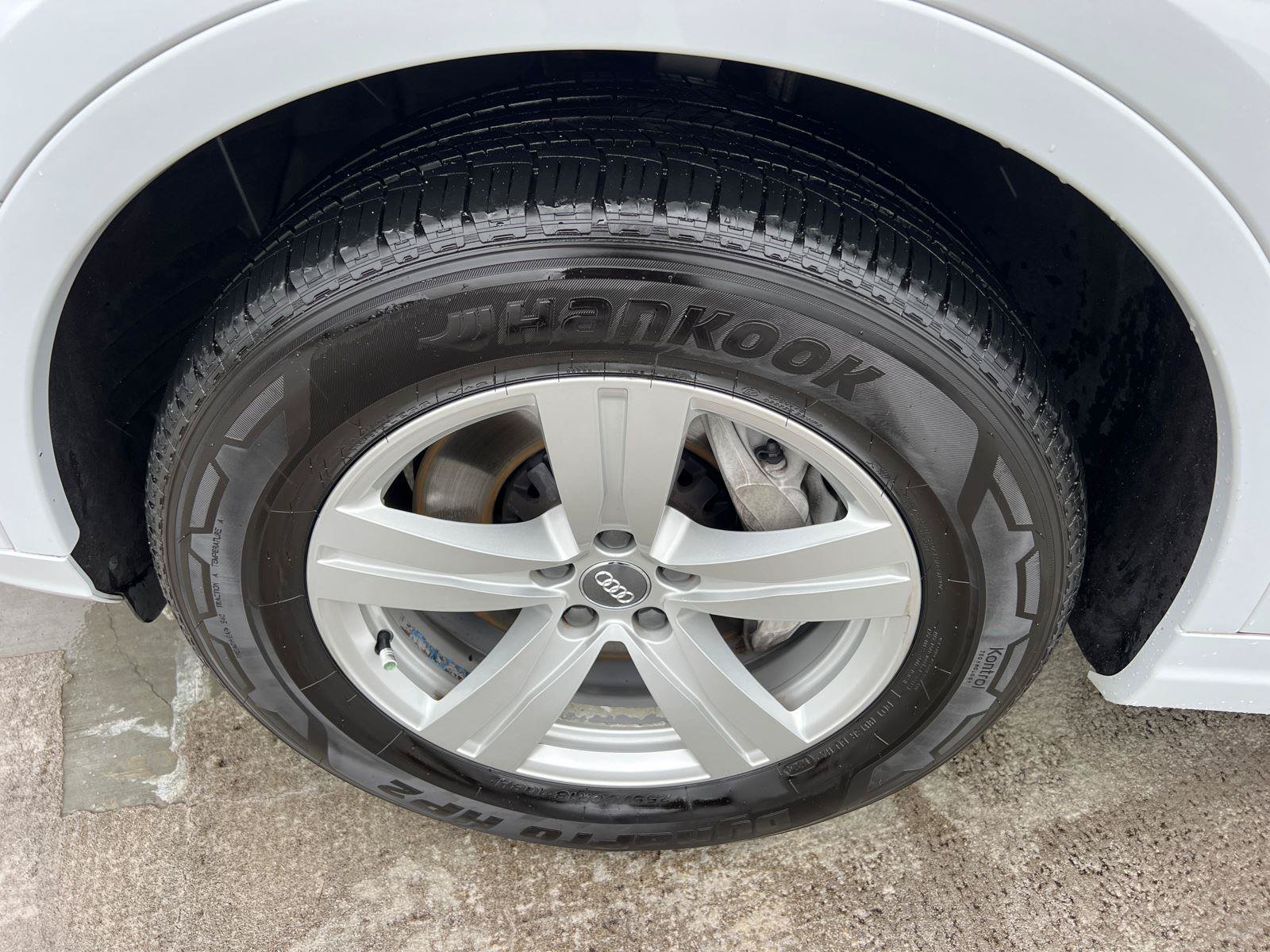 Used 2019 Audi Q7 2.0T Premium AWD/4WD image 11