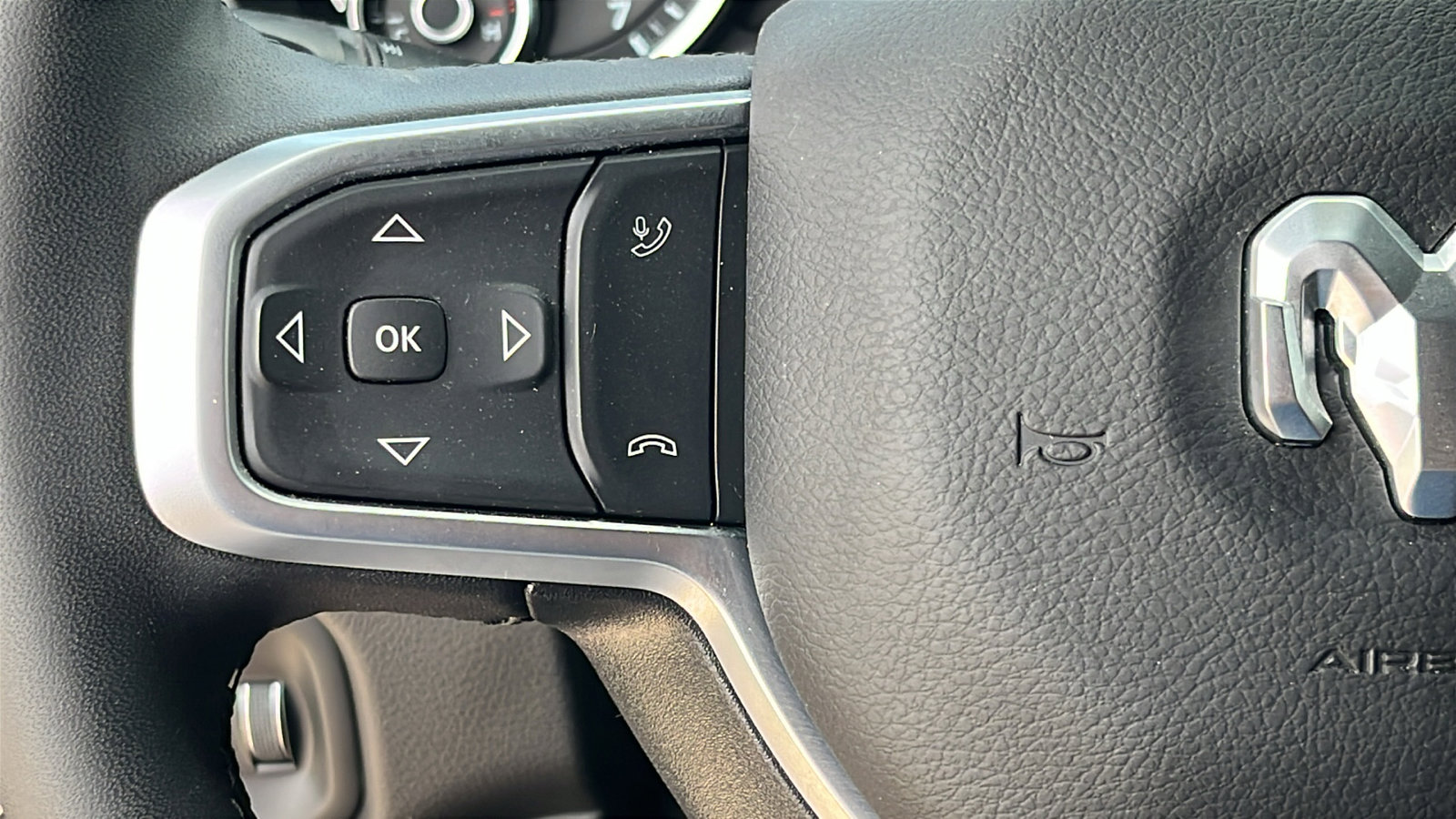 Used 2025 RAM 1500 Lone Star image 16