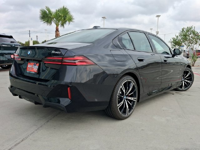 New 2027 BMW 530i w/ Executive Package RWD image 7