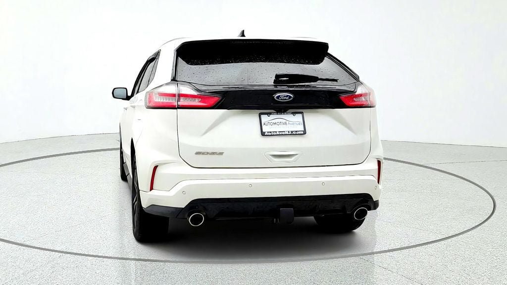 Used 2020 Ford Edge ST-Line w/ Cold Weather Package AWD/4WD image 6