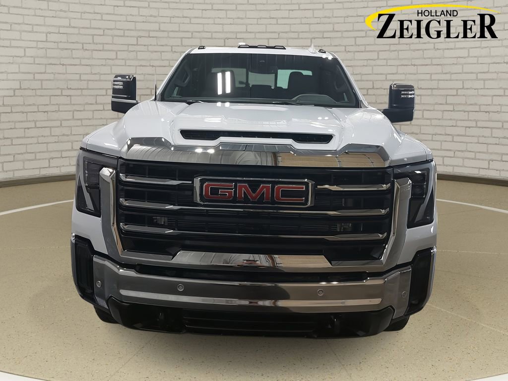 New 2026 GMC Sierra 3500 SLT w/ SLT Premium Package video 2