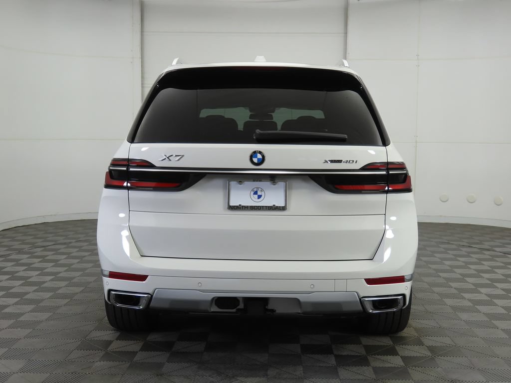 Used 2026 BMW X7 xDrive40i AWD/4WD image 7