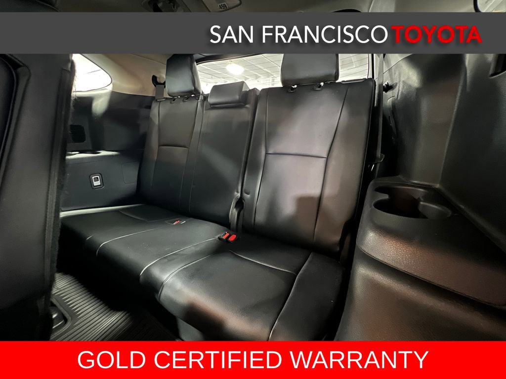 Certified 2024 Toyota Highlander XLE AWD/4WD image 18