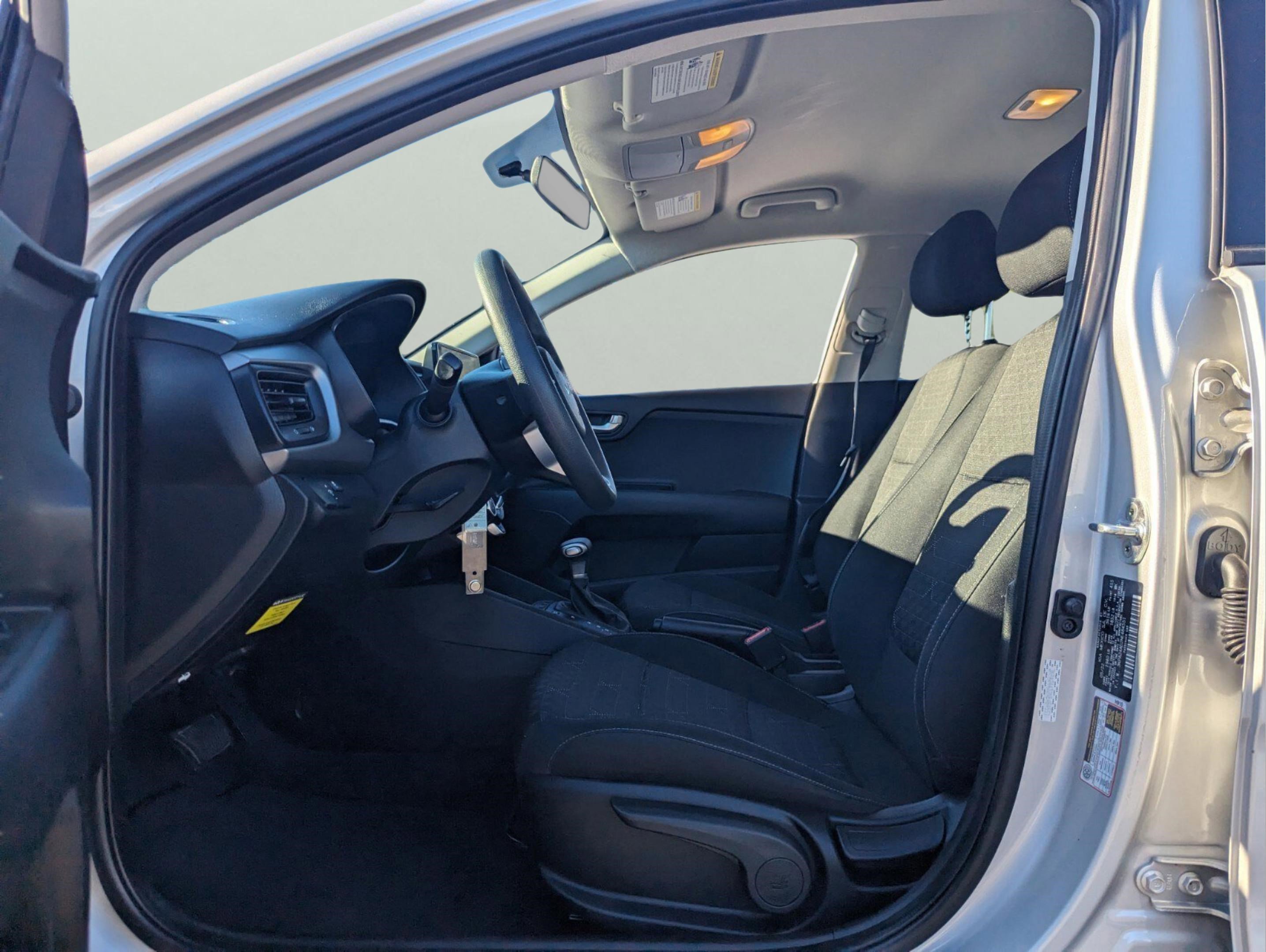 Used 2022 Kia Rio LX image 24