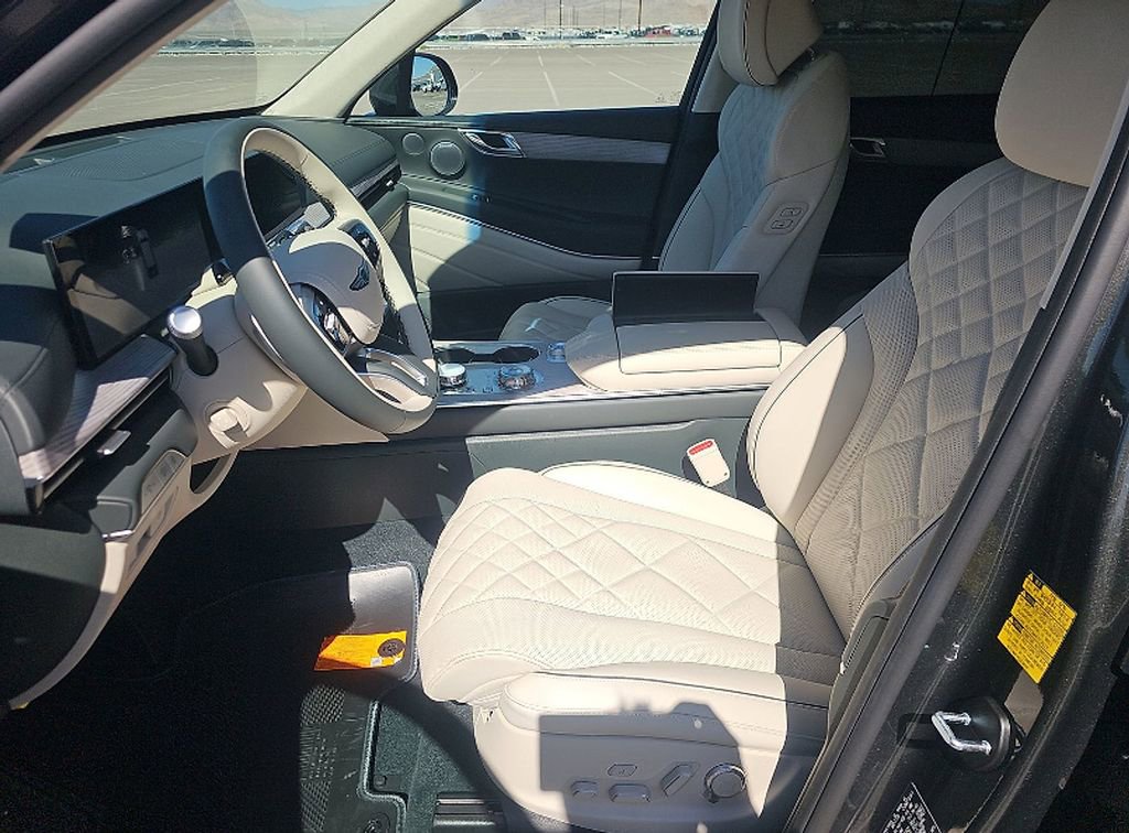 Used 2026 Genesis GV80 3.5T Prestige image 5