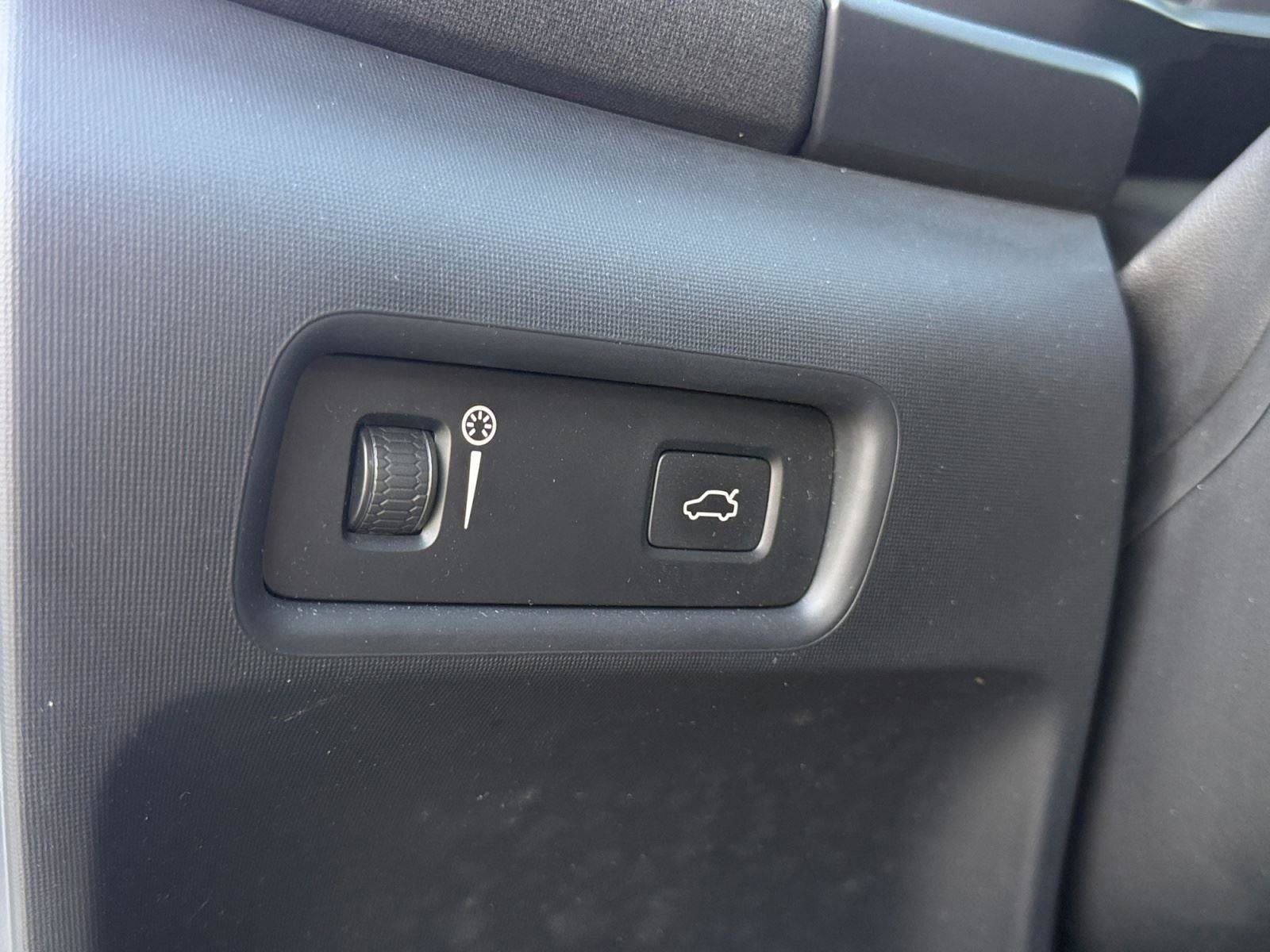 Used 2022 Polestar Polestar 2 w/ Plus Package image 44