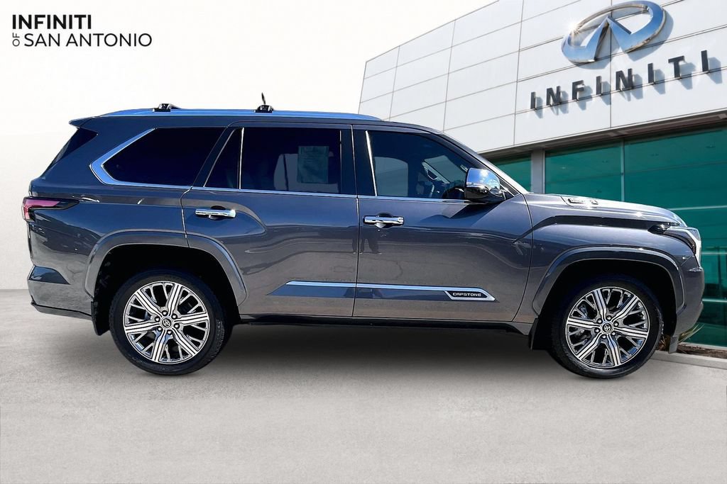 Used 2024 Toyota Sequoia Capstone AWD/4WD image 47