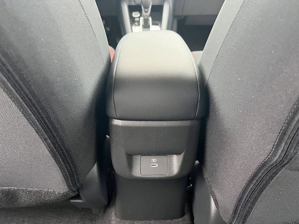 Certified 2025 Nissan Versa SR w/ Trunk Package FWD image 29