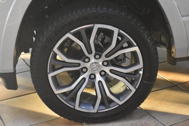 New 2027 RAM 1500 Tungsten AWD/4WD image 9