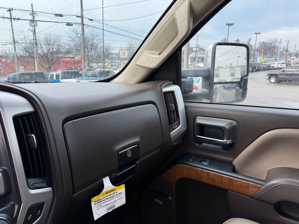 Used 2017 GMC Sierra 2500 SLT w/ Duramax Plus Package image 24