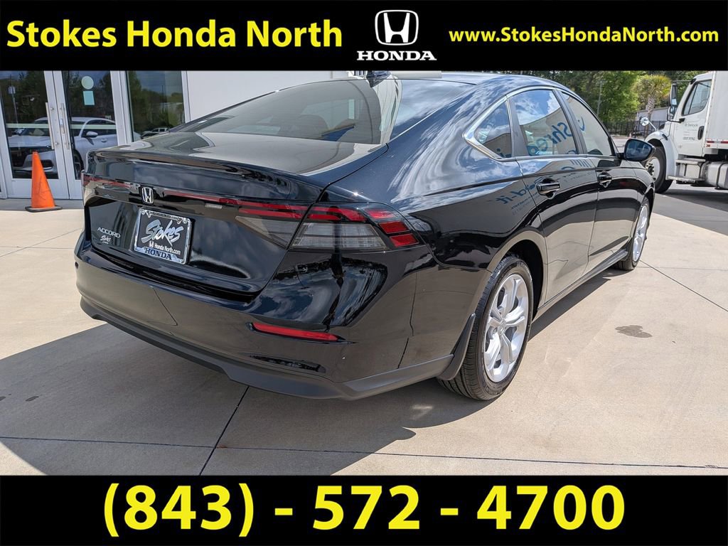 Certified 2025 Honda Accord LX image 4