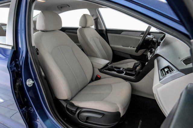 Used 2018 Hyundai Sonata SE FWD image 31