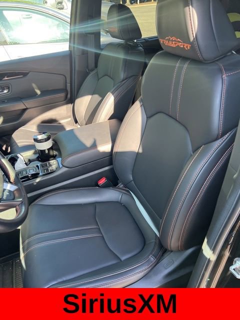 Used 2025 Honda Pilot TrailSport image 9