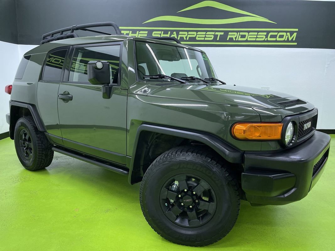 Used 2011 Toyota FJ Cruiser 4WD w/ Trail Teams Special Edition image 1