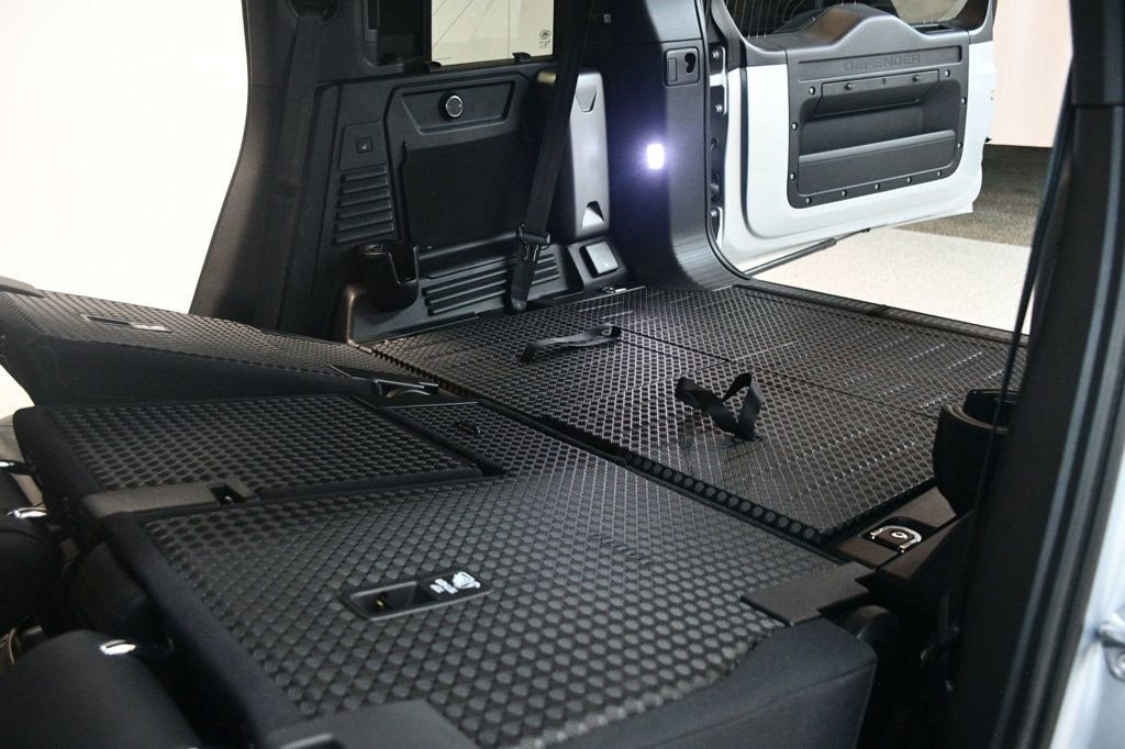 Used 2021 Land Rover Defender 110 X image 78